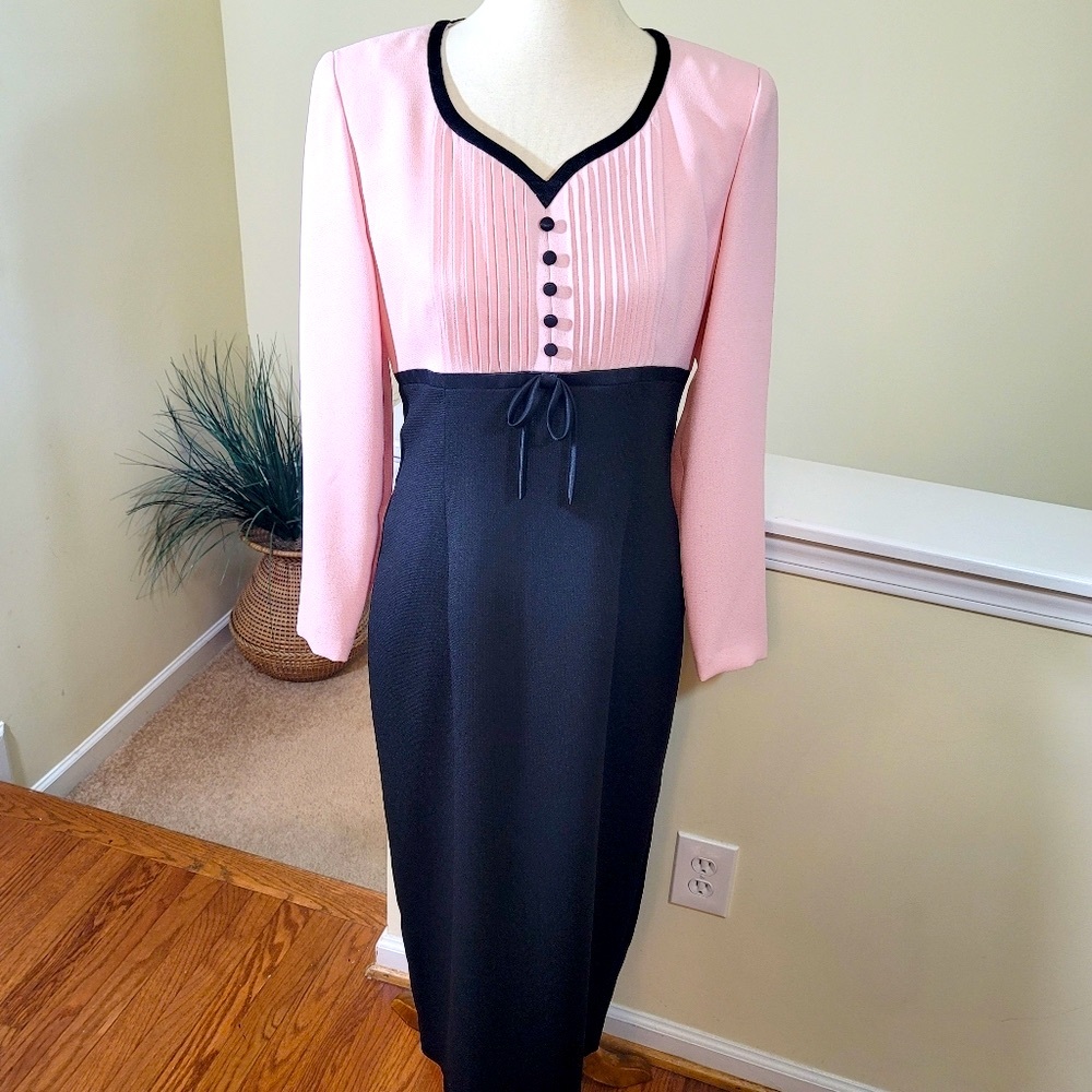 Cynthia Howie for Maggy Boutique Dress - Picture 4 of 7